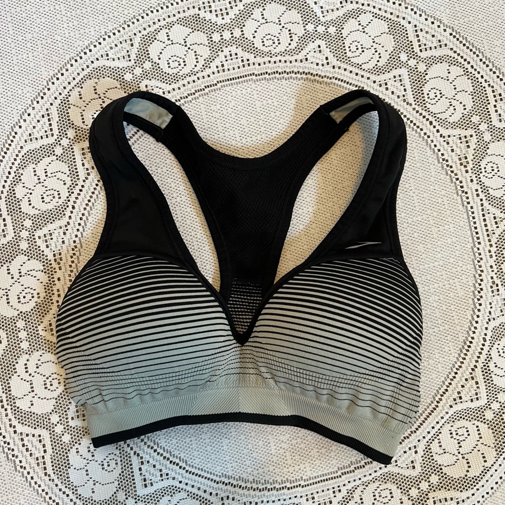 Brooks sport bra